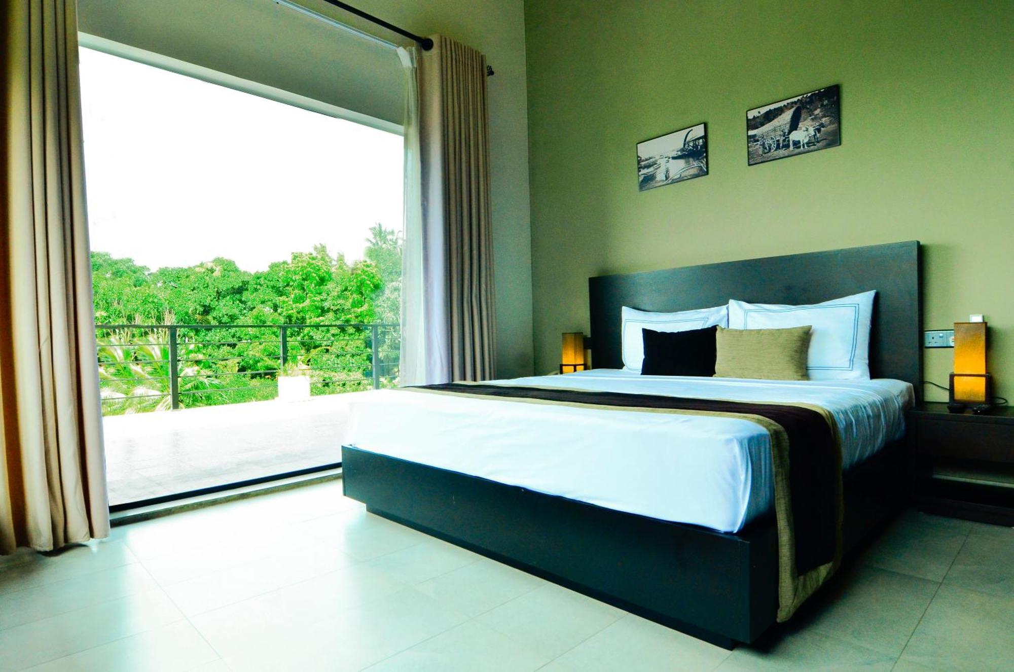 Pine Hill Residence Kandy Ruang foto